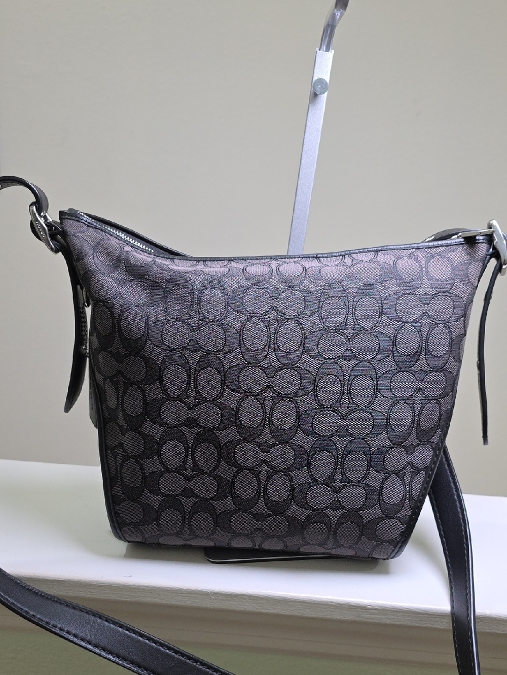 COACH 25697 Signature Black Smoke Dufflette Shoulder Bag Crossbody Like New - Picture 11 of 16